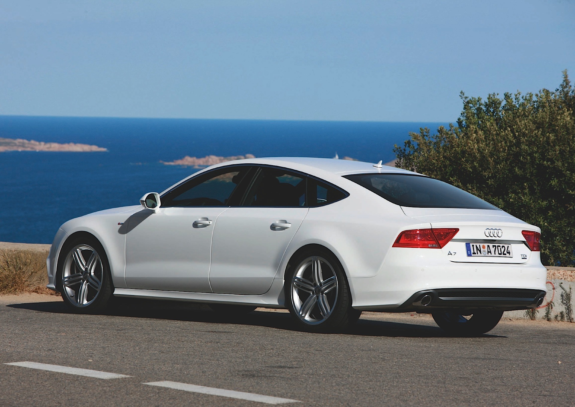 Audi A7 photo 38
