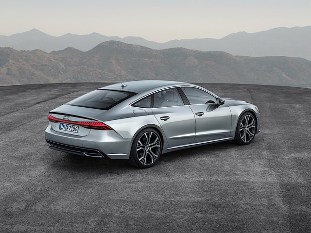 Audi A7 photo 2