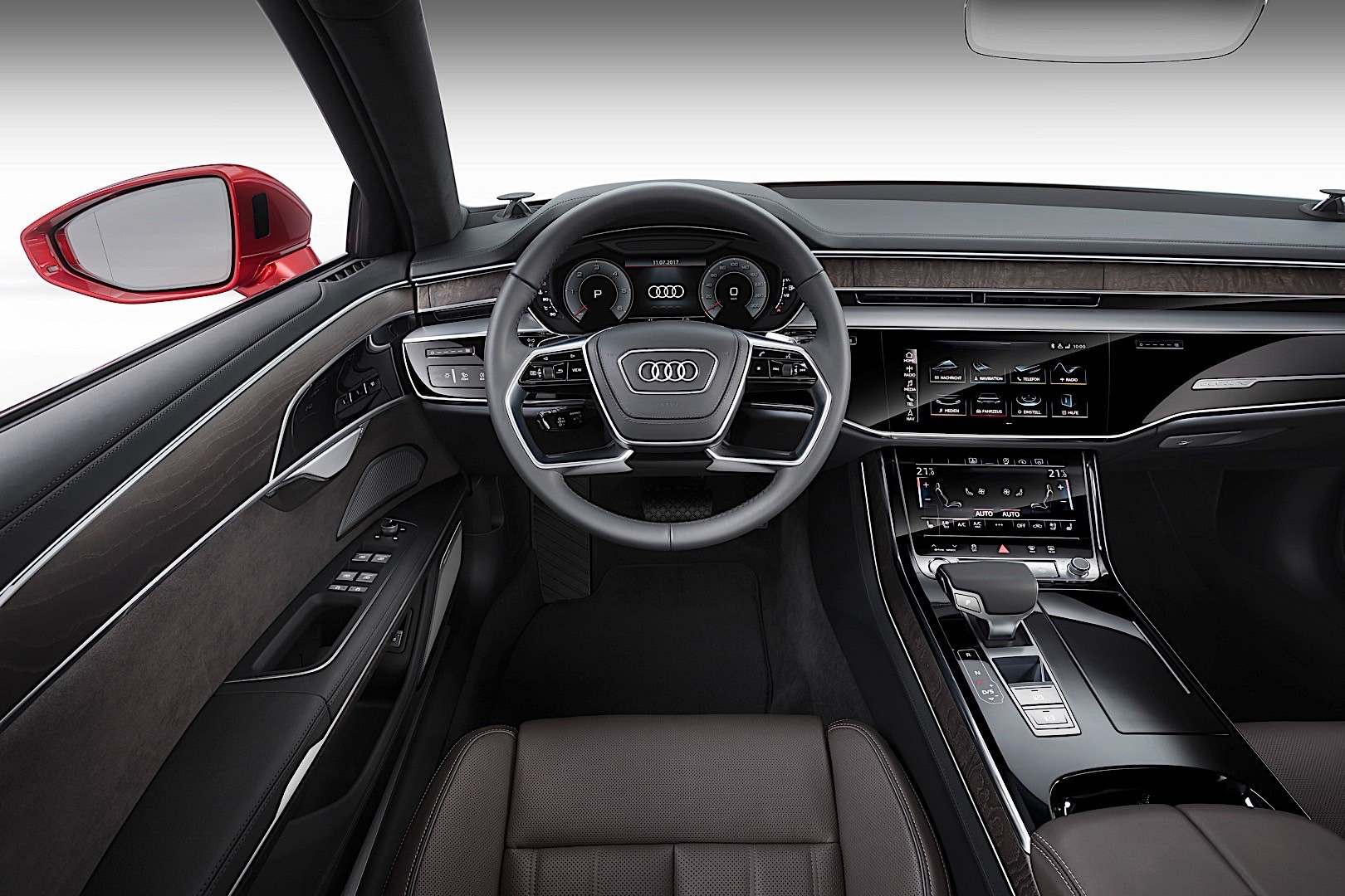 Audi A8 photo 21