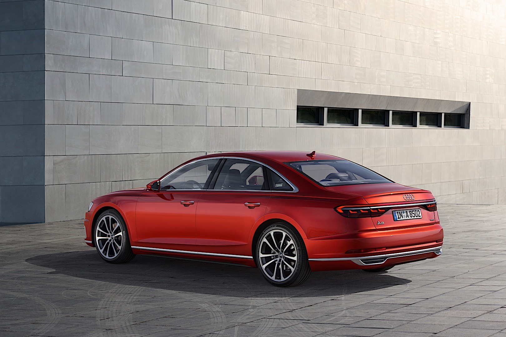 Audi A8 photo 7