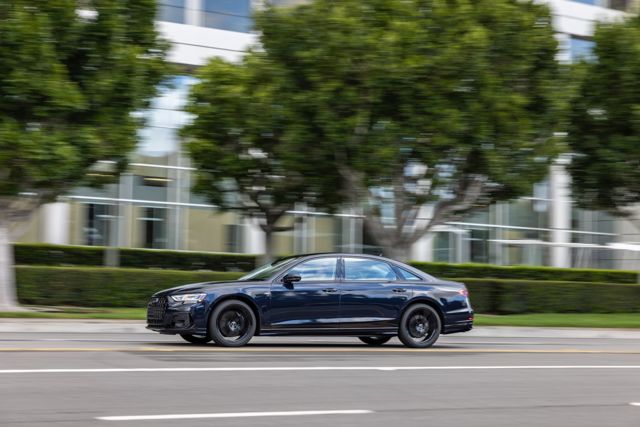 Audi A8 photo 53