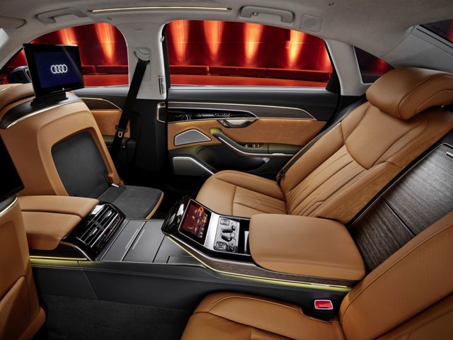 Audi A8 photo 64