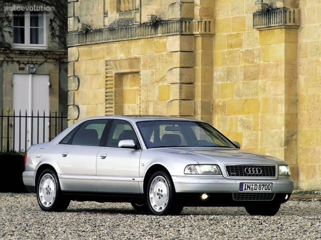AUDI A8