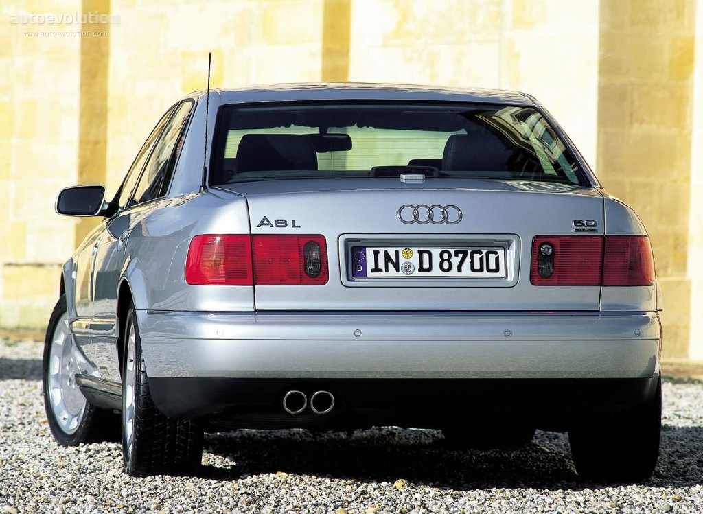 Audi A8 photo 5