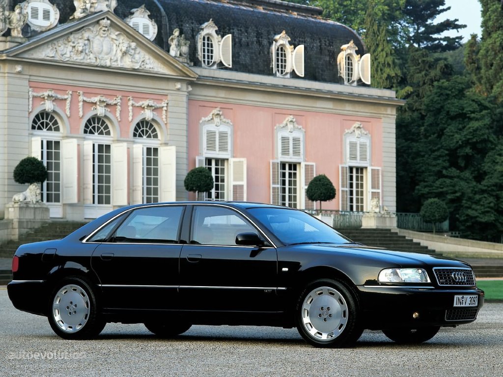 Audi A8 photo 6