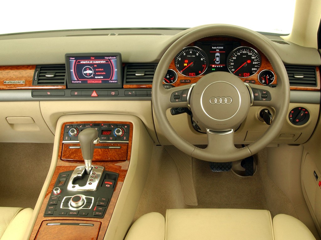 Audi A8 photo 60