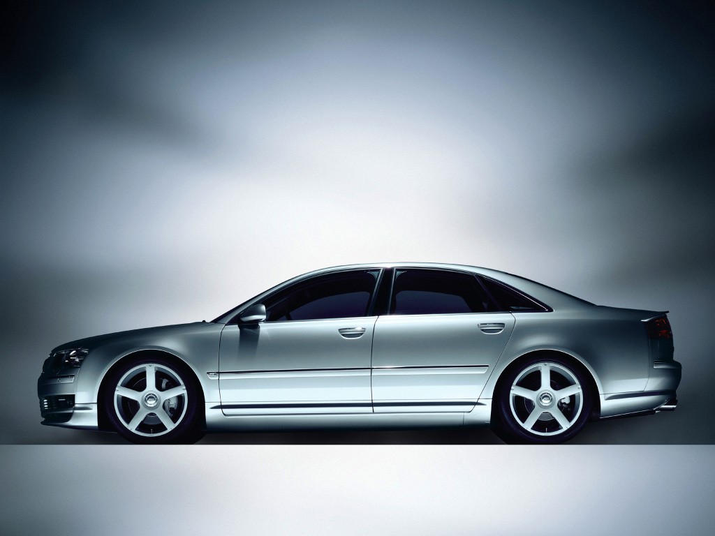 Audi A8 photo 14