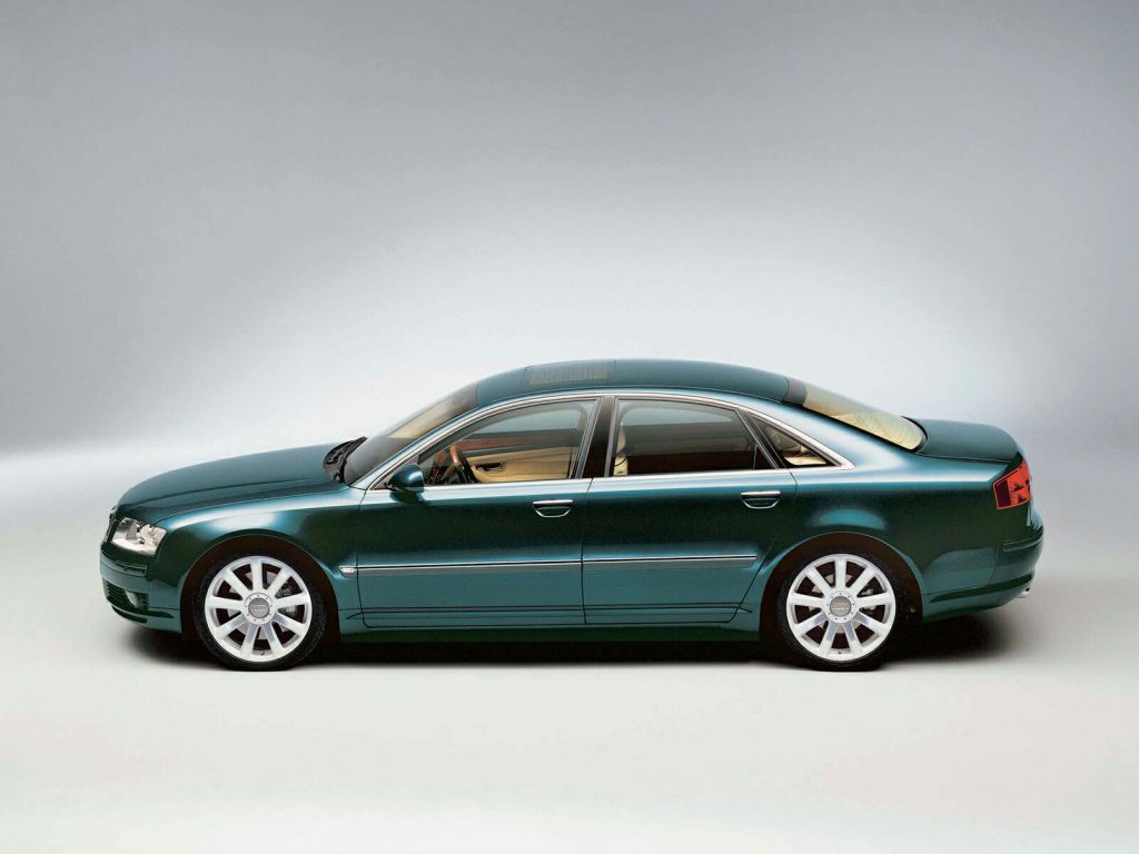 Audi A8 photo 46