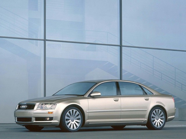 Audi A8 photo 51