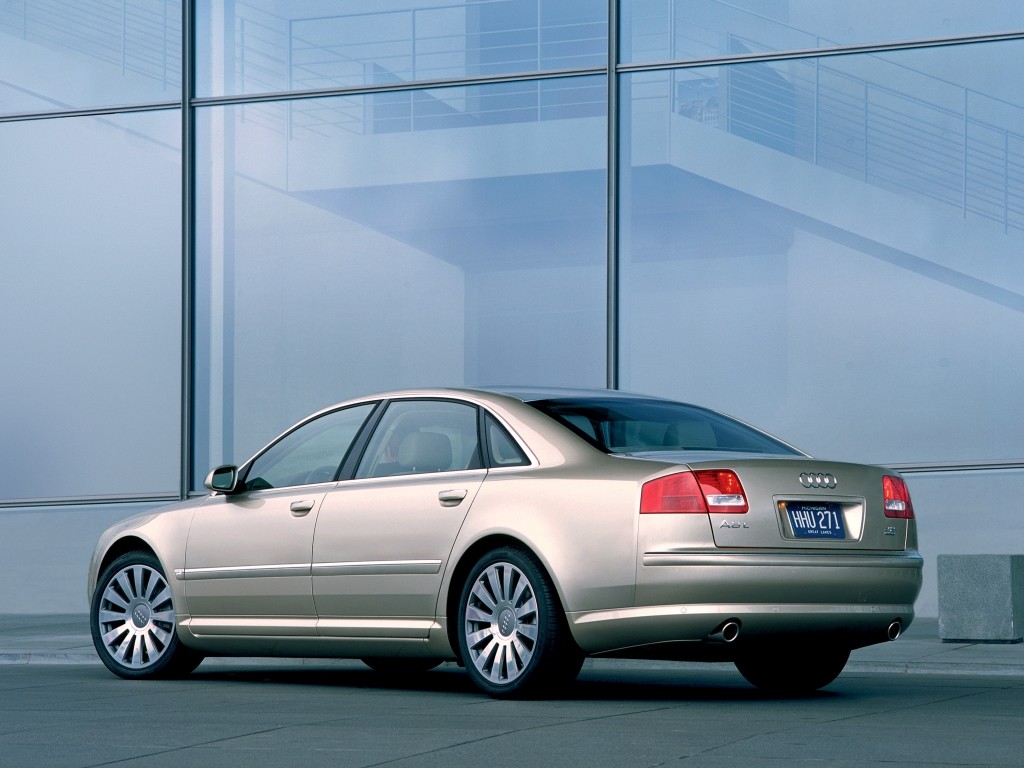 Audi A8 photo 52