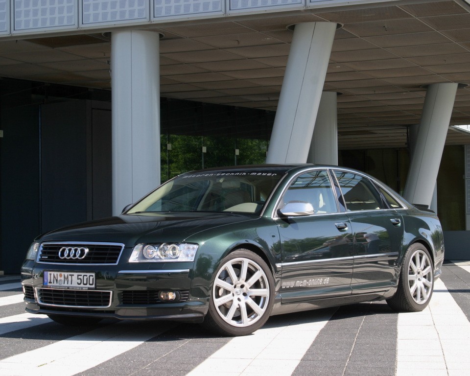 Audi A8 photo 53