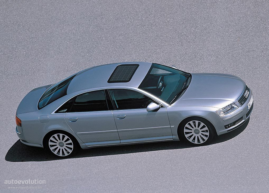 Audi A8 photo 10