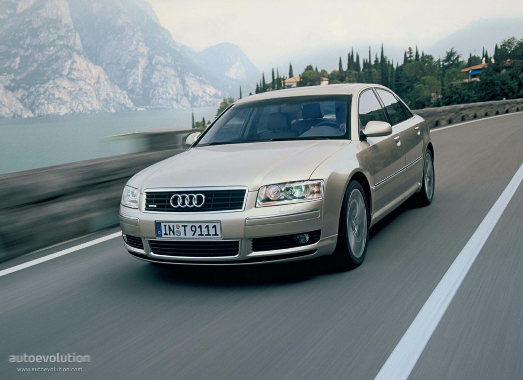 Audi A8 photo 8