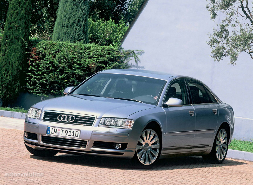 Audi A8 photo 9