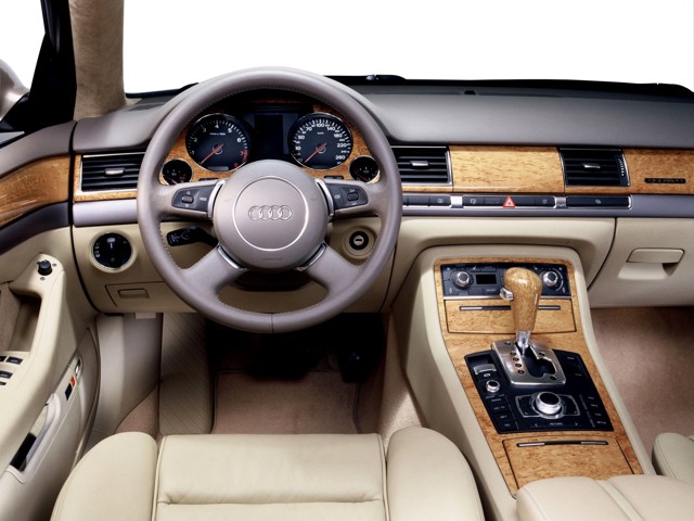 Audi A8 photo 58