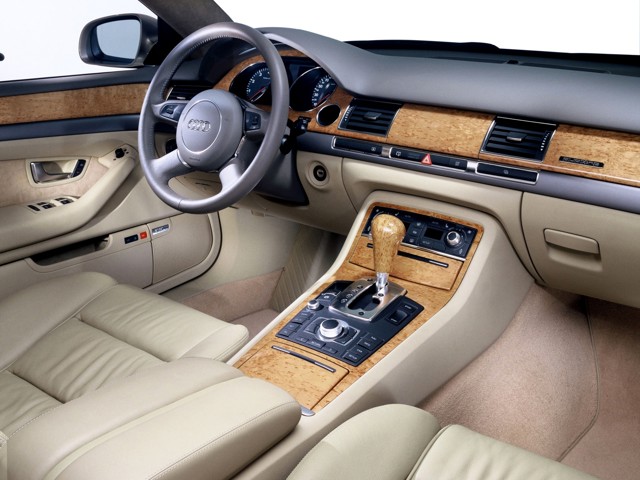 Audi A8 photo 59
