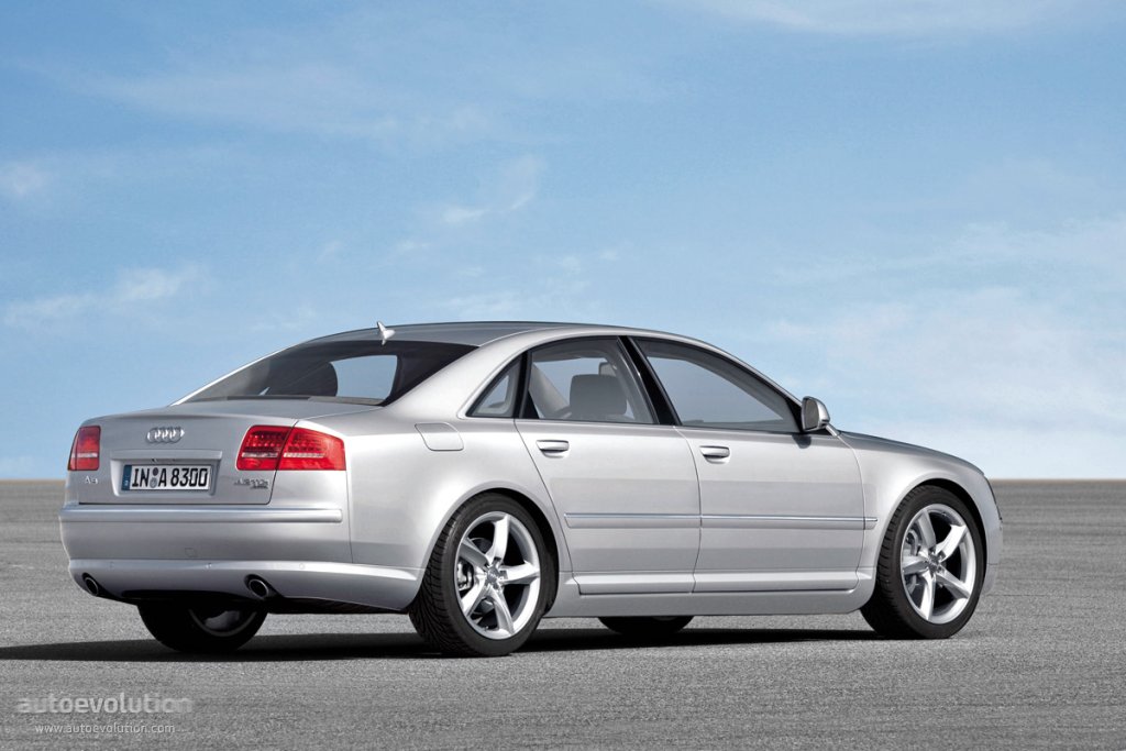 Audi A8 photo 5