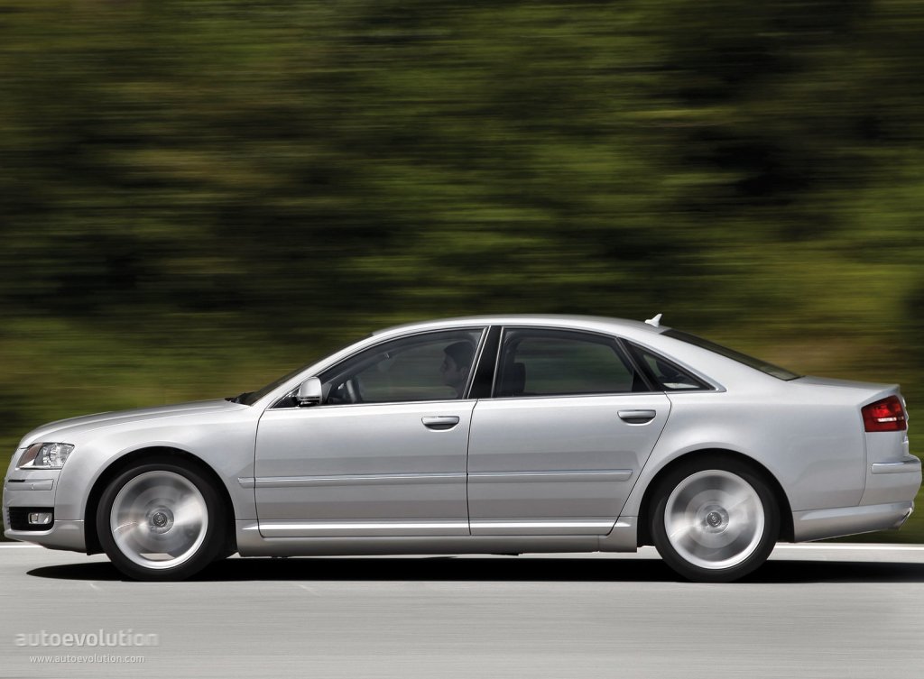 Audi A8 photo 9