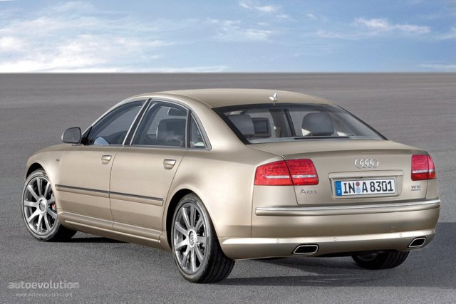 Audi A8 photo 2