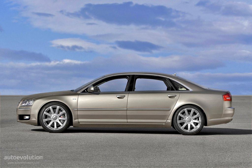 Audi A8 photo 3