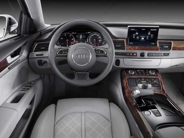 Audi A8 photo 70