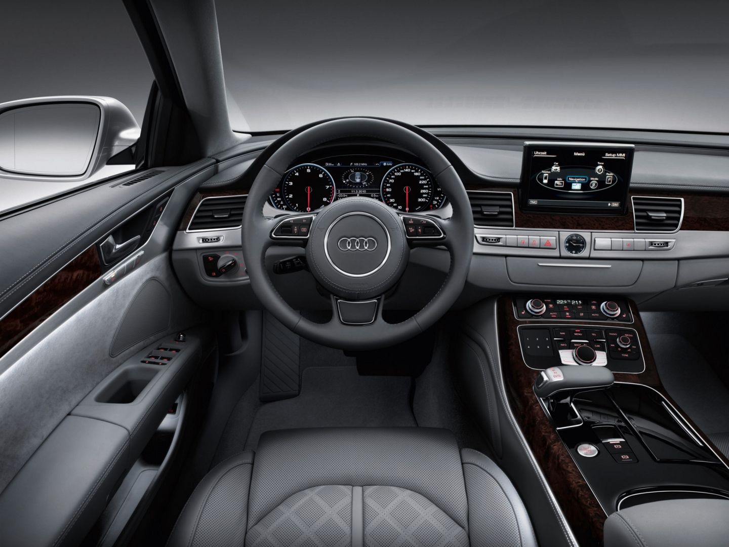 Audi A8 photo 84