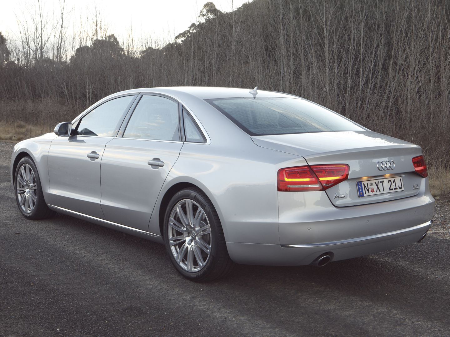 Audi A8 photo 35