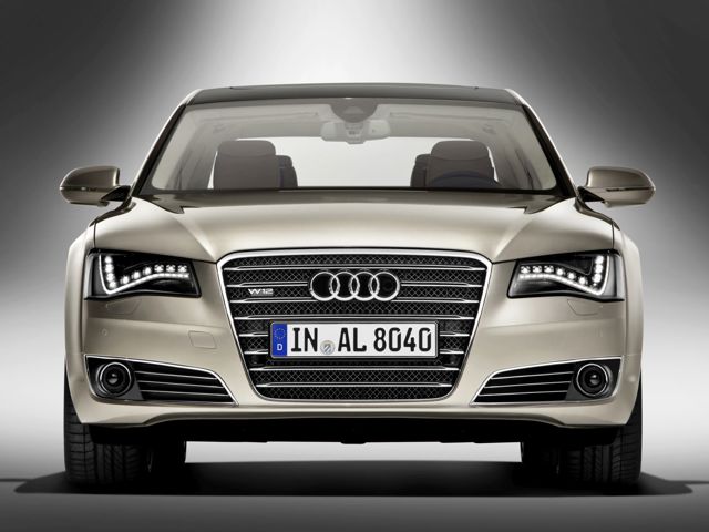 Audi A8 photo 41