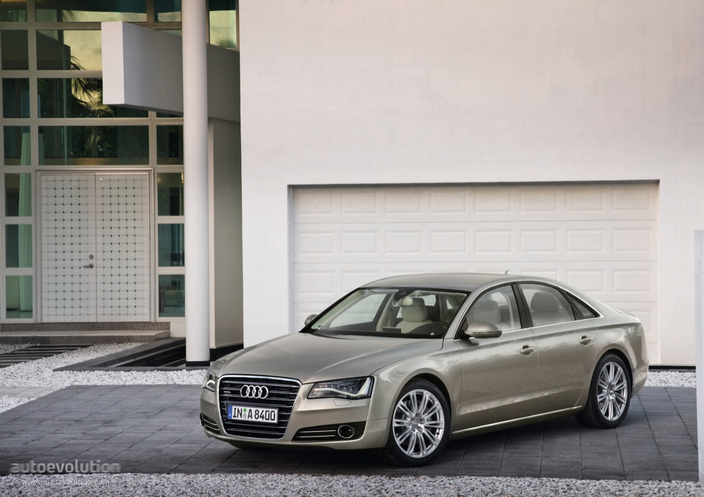 Audi A8 photo 9