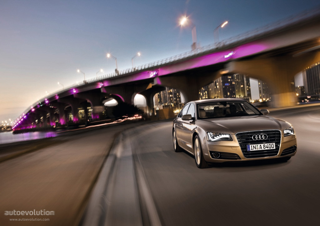 Audi A8 photo 12