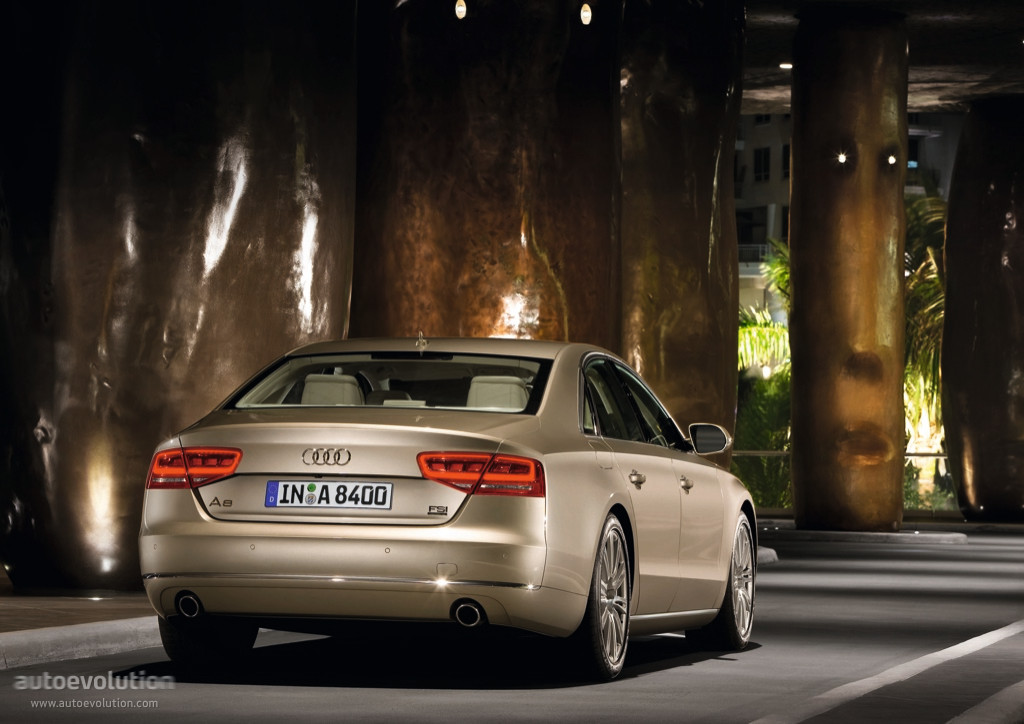 Audi A8 photo 17