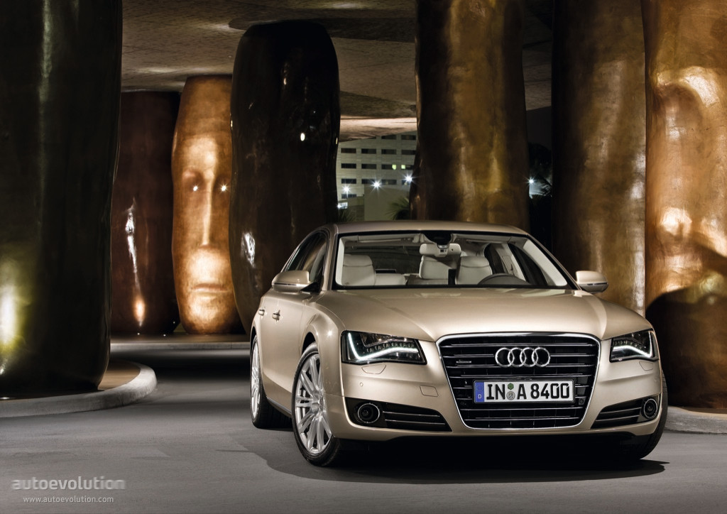 Audi A8 photo 18
