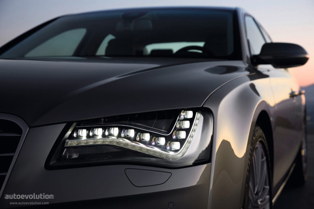 AUDI A8