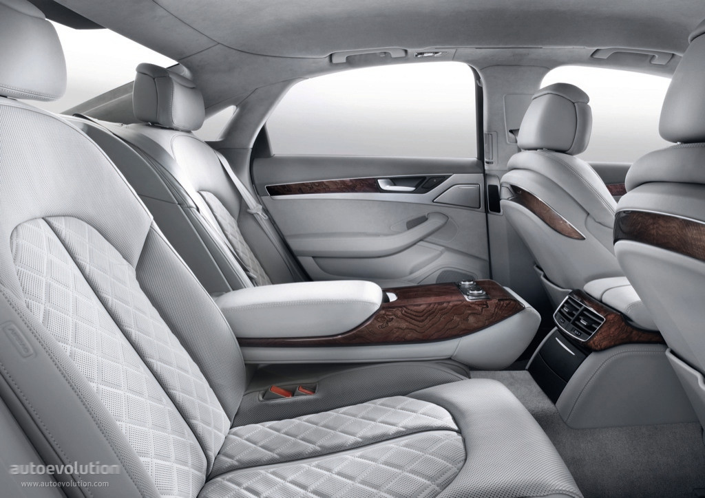 Audi A8 photo 43