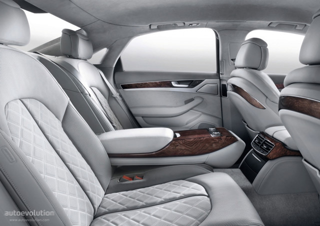 Audi A8 photo 43