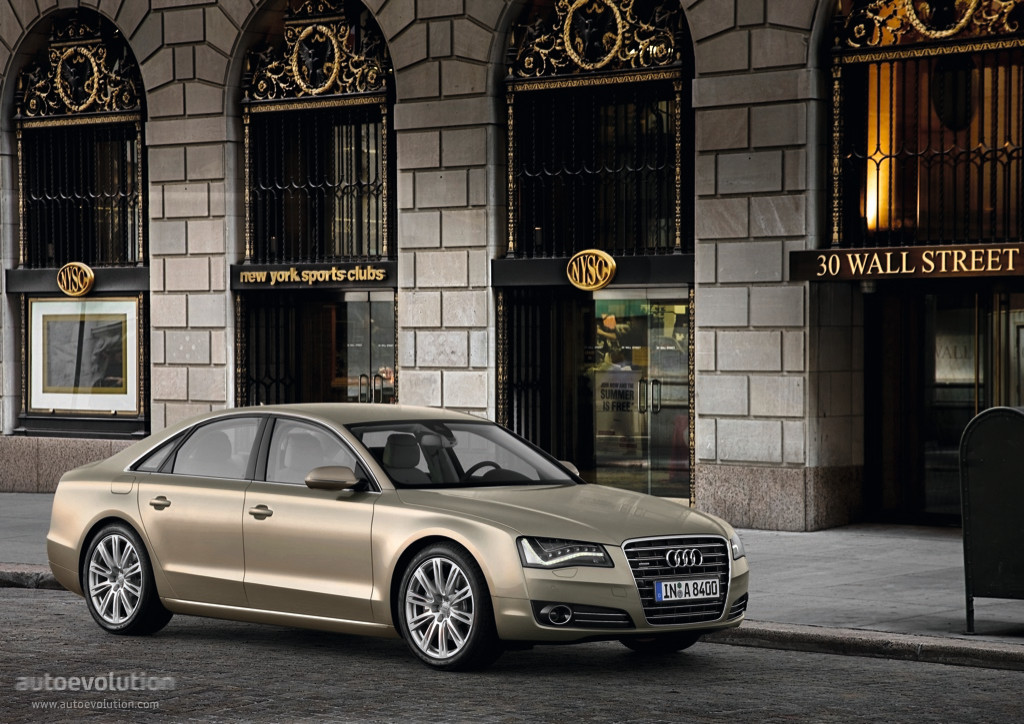 Audi A8 photo 2