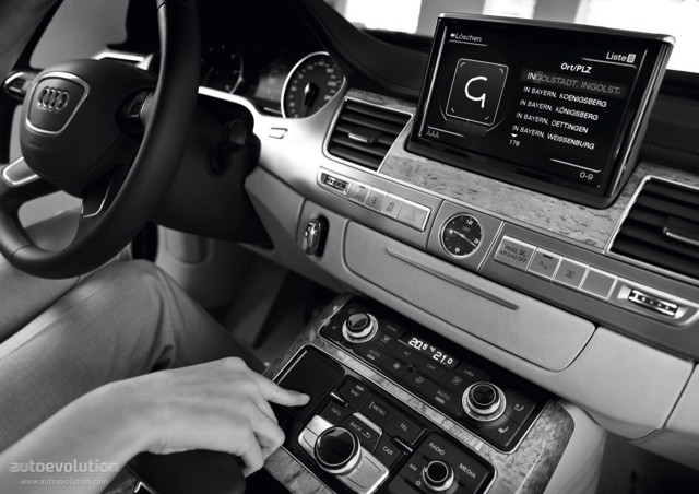 Audi A8 photo 51