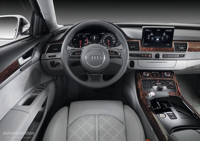 Audi A8 photo 56