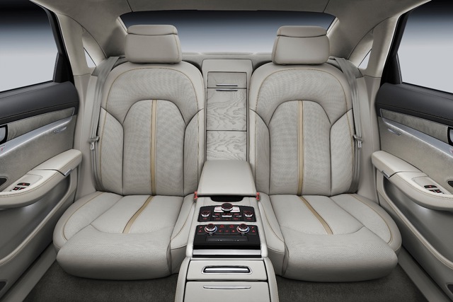 Audi A8 photo 41