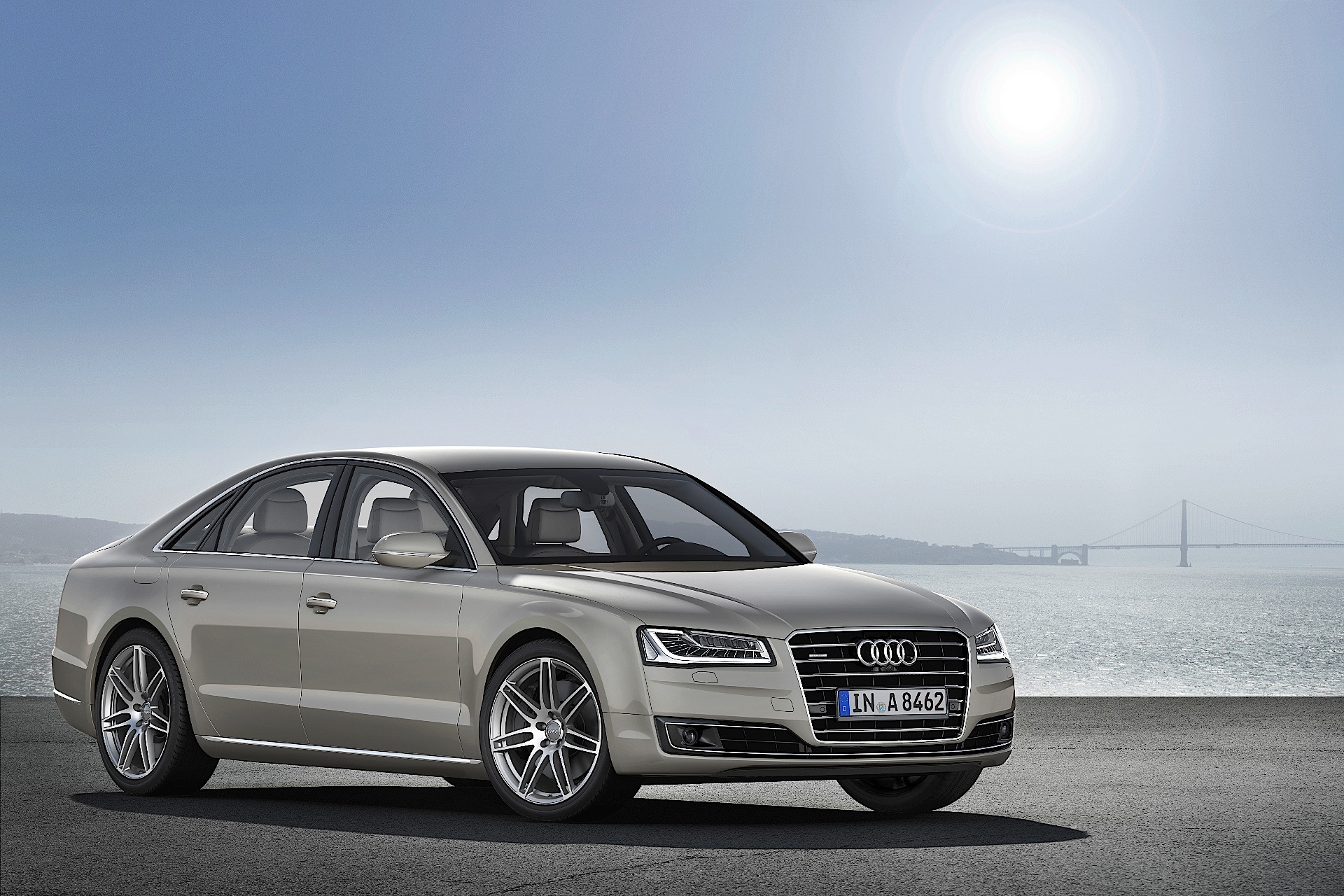 Audi A8 photo 15