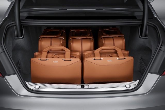 Audi A8 photo 55