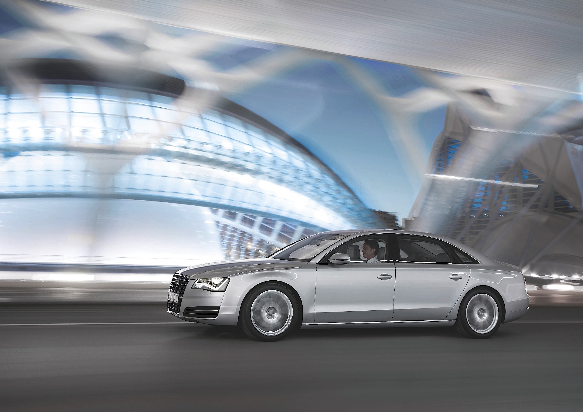 Audi A8 photo 15