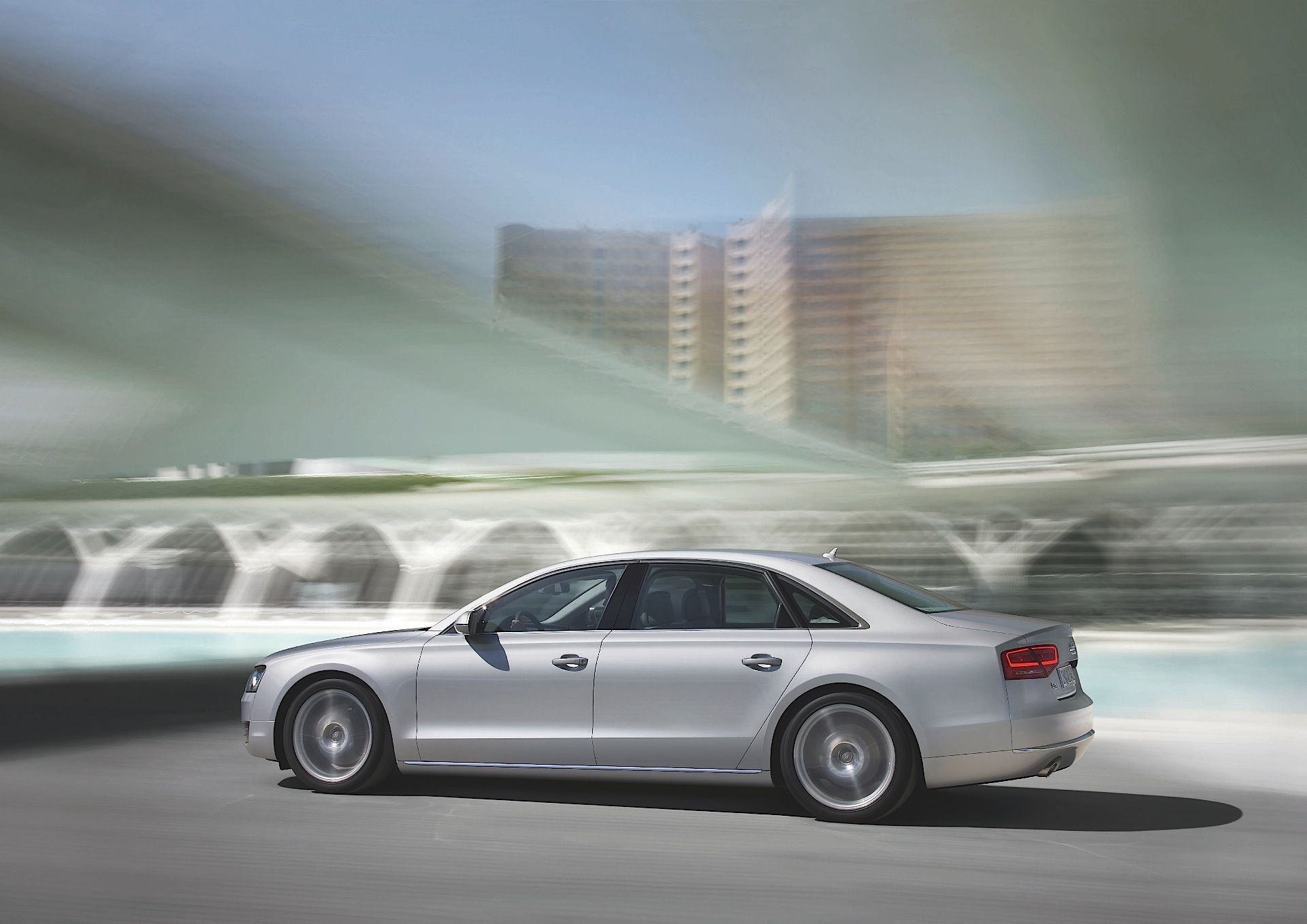 Audi A8 photo 20