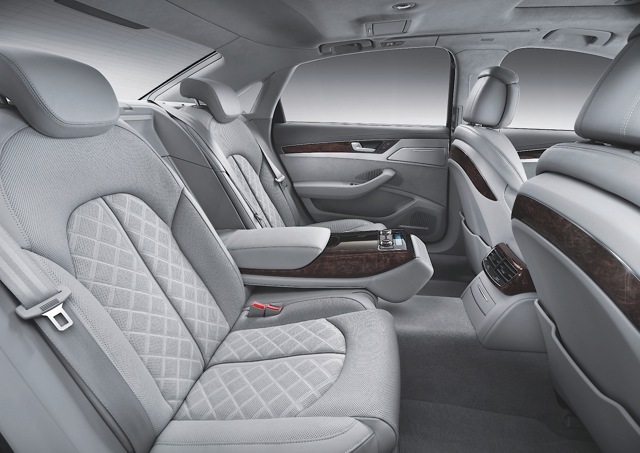 Audi A8 photo 74