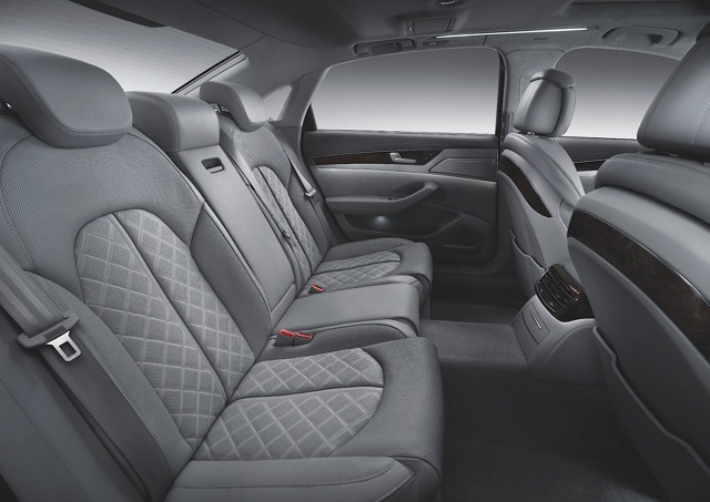 Audi A8 photo 75