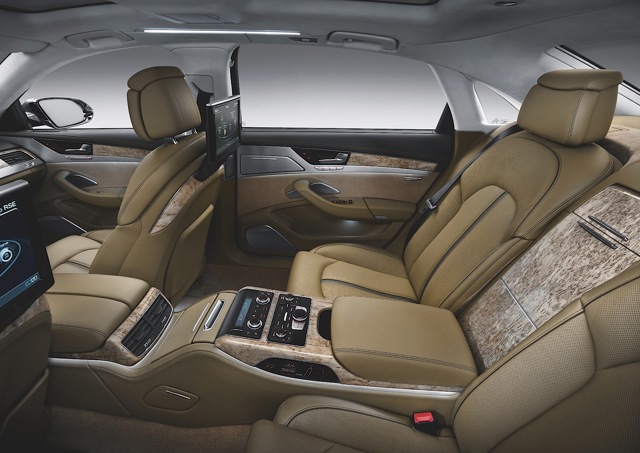 Audi A8 photo 81