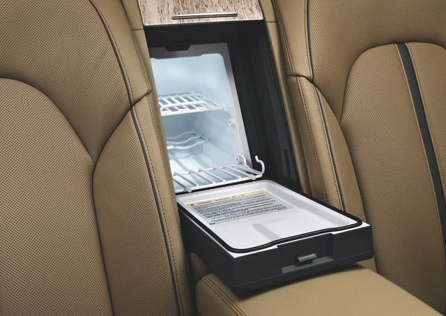 Audi A8 photo 86