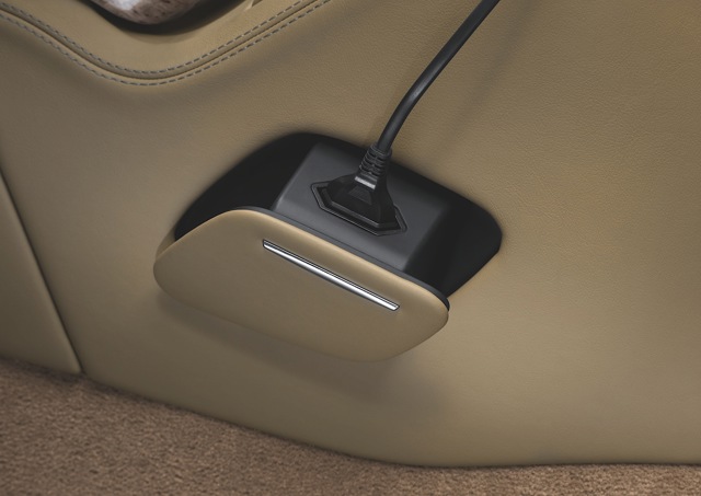 Audi A8 photo 92