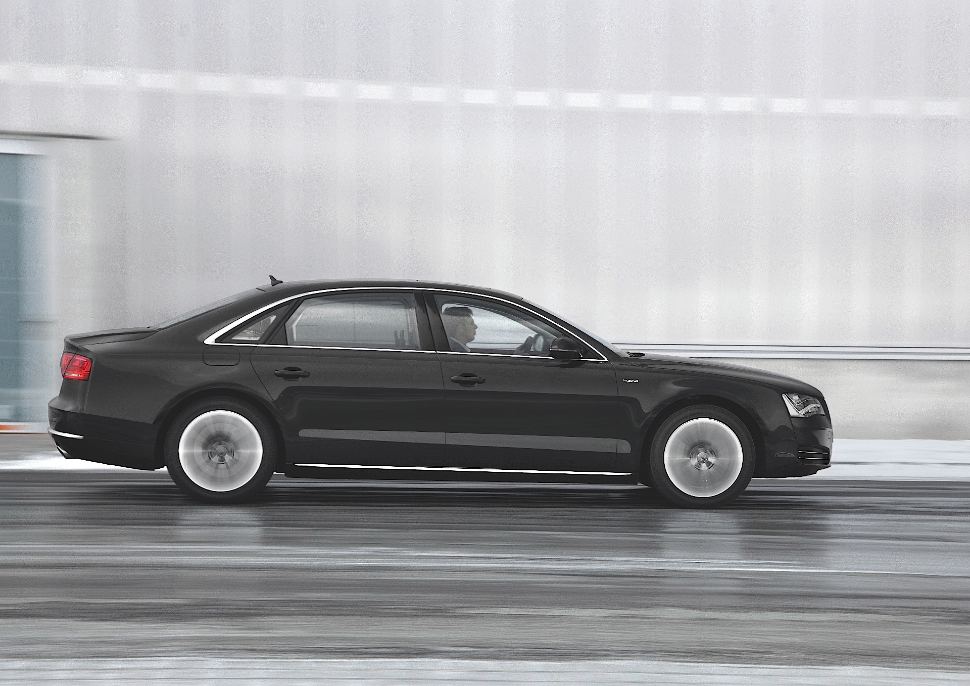 Audi A8 photo 52
