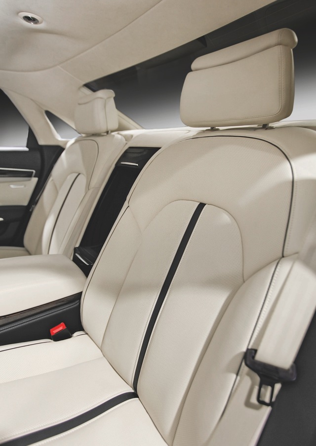 Audi A8 photo 97